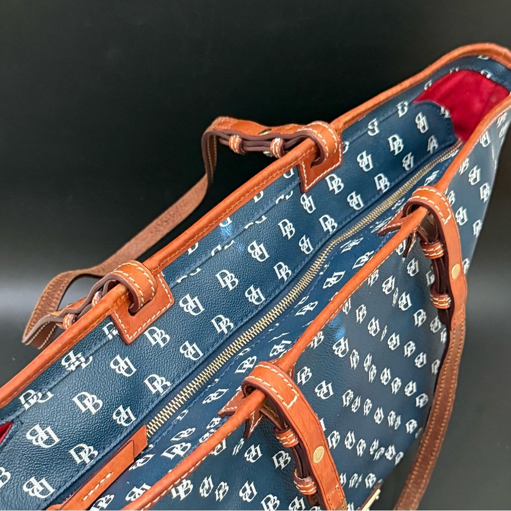 Dooney & Bourke Gretta Leisure Signature Monogram Navy Coated Canvas Large Tote - Picture 14 of 16